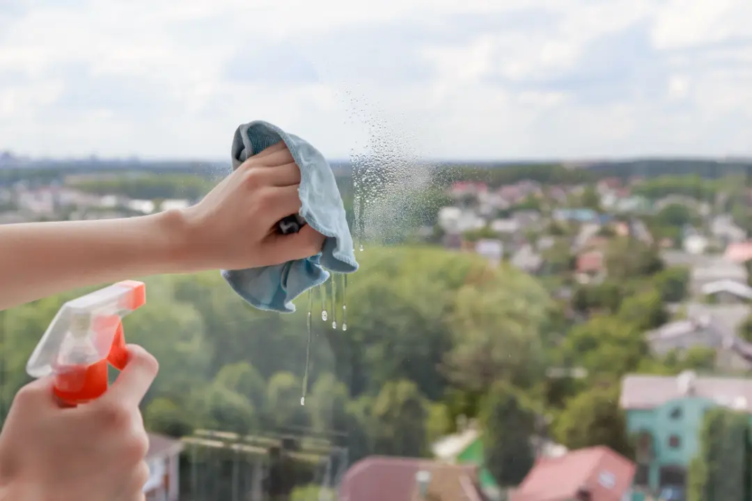 Common Mistakes to Avoid When Cleaning Windows