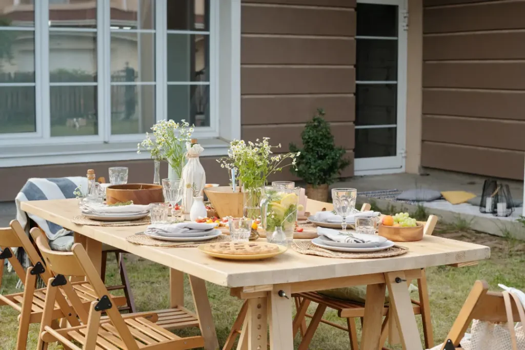 Enhancing Curb Appeal for Outdoor Dining Spaces